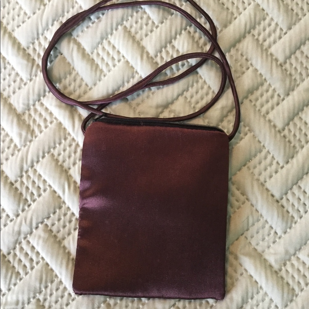 Iridescent Shell Bag - Picture 5 of 11